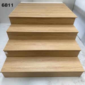 酒店(diàn)家用(yòng)樓梯踏步